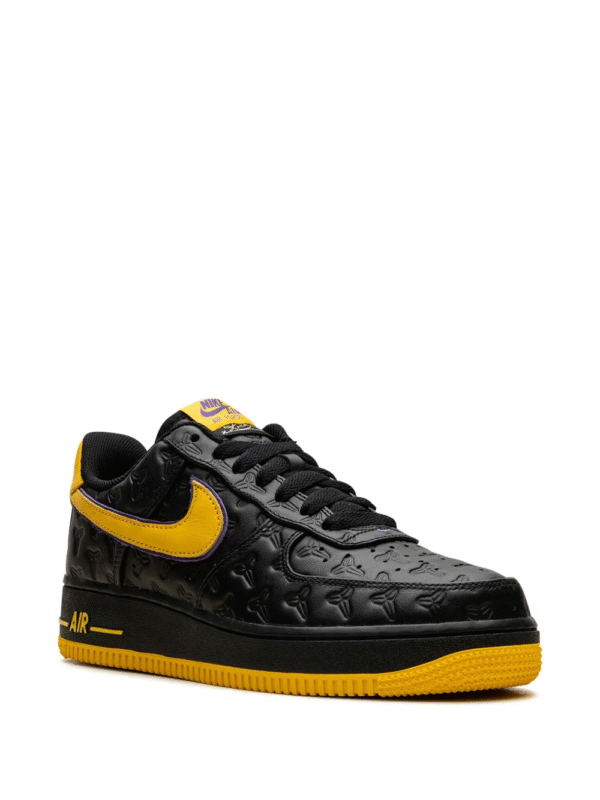 Nike Air Force 1 '07 "Varsity Maize"