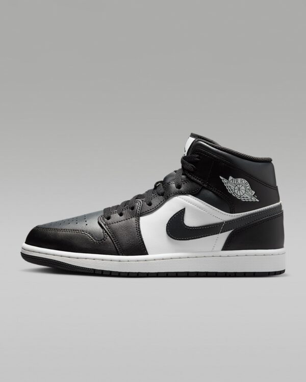 Nike Air Jordan 1 Mid "Black/White"
